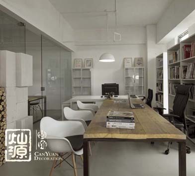 不做“門”外漢，燦源告訴你辦公室裝修應(yīng)該這么選防盜門