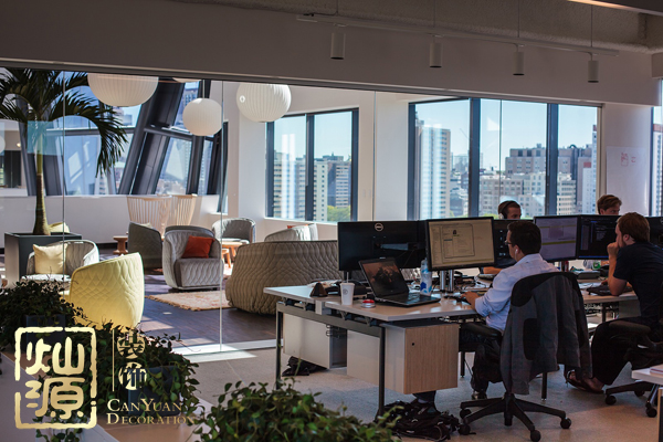 英孚教育外教吸毒 腦洞一下英孚外教這么干的原因