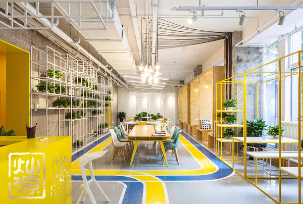 共享辦公空間設(shè)計(jì)理念實(shí)踐 借鑒圖書(shū)館模式打造靈活可變的快遞公司辦公室