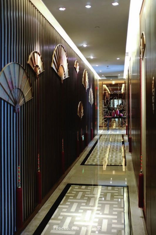 這樣的自助餐廳裝修設(shè)計，客人還不得沖著進來消費？