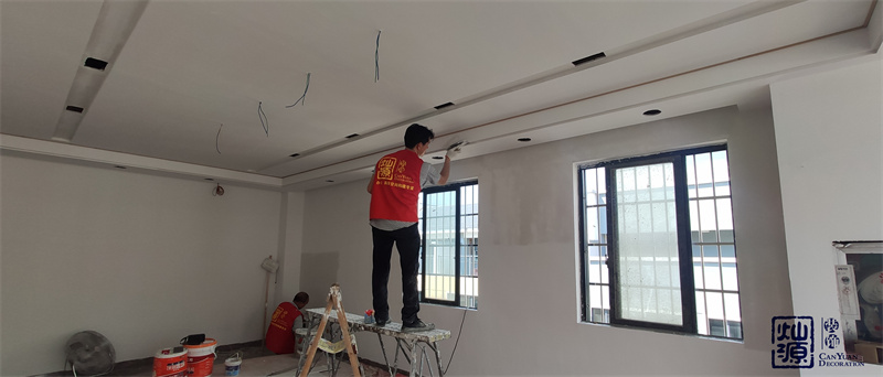 跟我一樣想創(chuàng)業(yè)開個小公司的，辦公室裝修公司你們都是怎么選的啊？