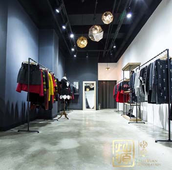 現(xiàn)代工業(yè)風(fēng)服裝店裝修案例-燦源裝飾 現(xiàn)代工業(yè)風(fēng)服裝店裝修案例-燦源裝飾