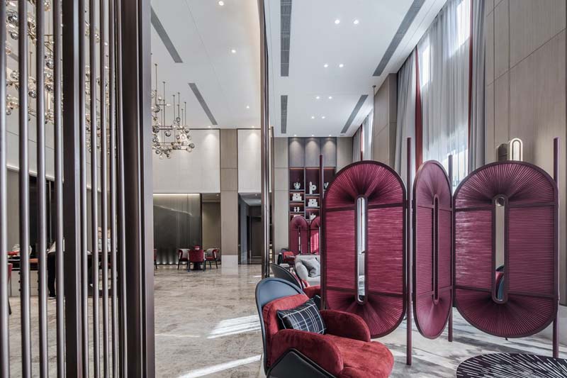 “綜合展示與銷售功能,用精致彰顯品牌實(shí)力!”——金科博翠山南寧售樓部設(shè)計(jì)裝修案例—燦源裝飾 “綜合展示與銷售功能,用精致彰顯品牌實(shí)力!”——金科博翠山南寧售樓部設(shè)計(jì)裝修案例—燦源裝飾